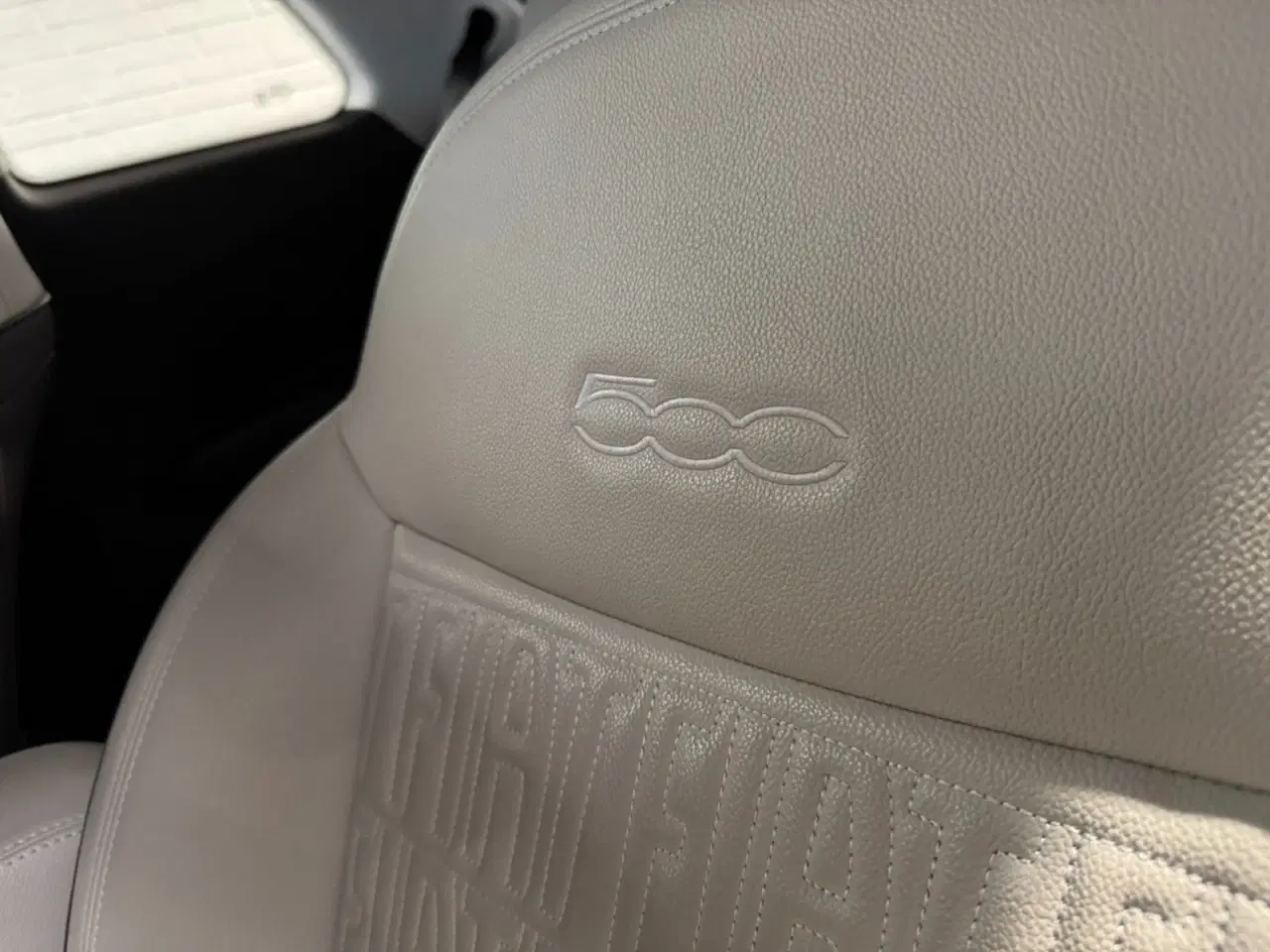 Billede 16 - Fiat 500e 42 la Prima