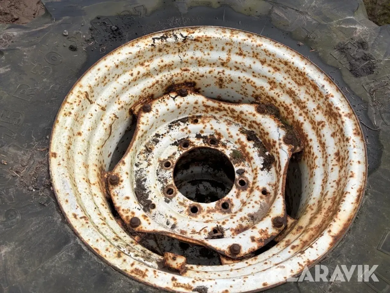 Billede 10 - Traktordæk Michelin 4 styk