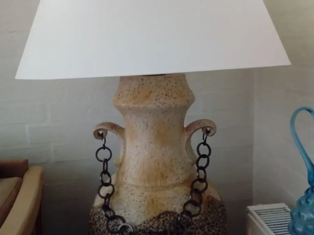 Billede 1 - Høj Keramik lampe med nyt skærm