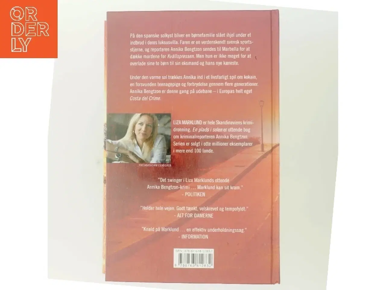 Billede 3 - En plads i solen : krimi af Liza Marklund (Bog)