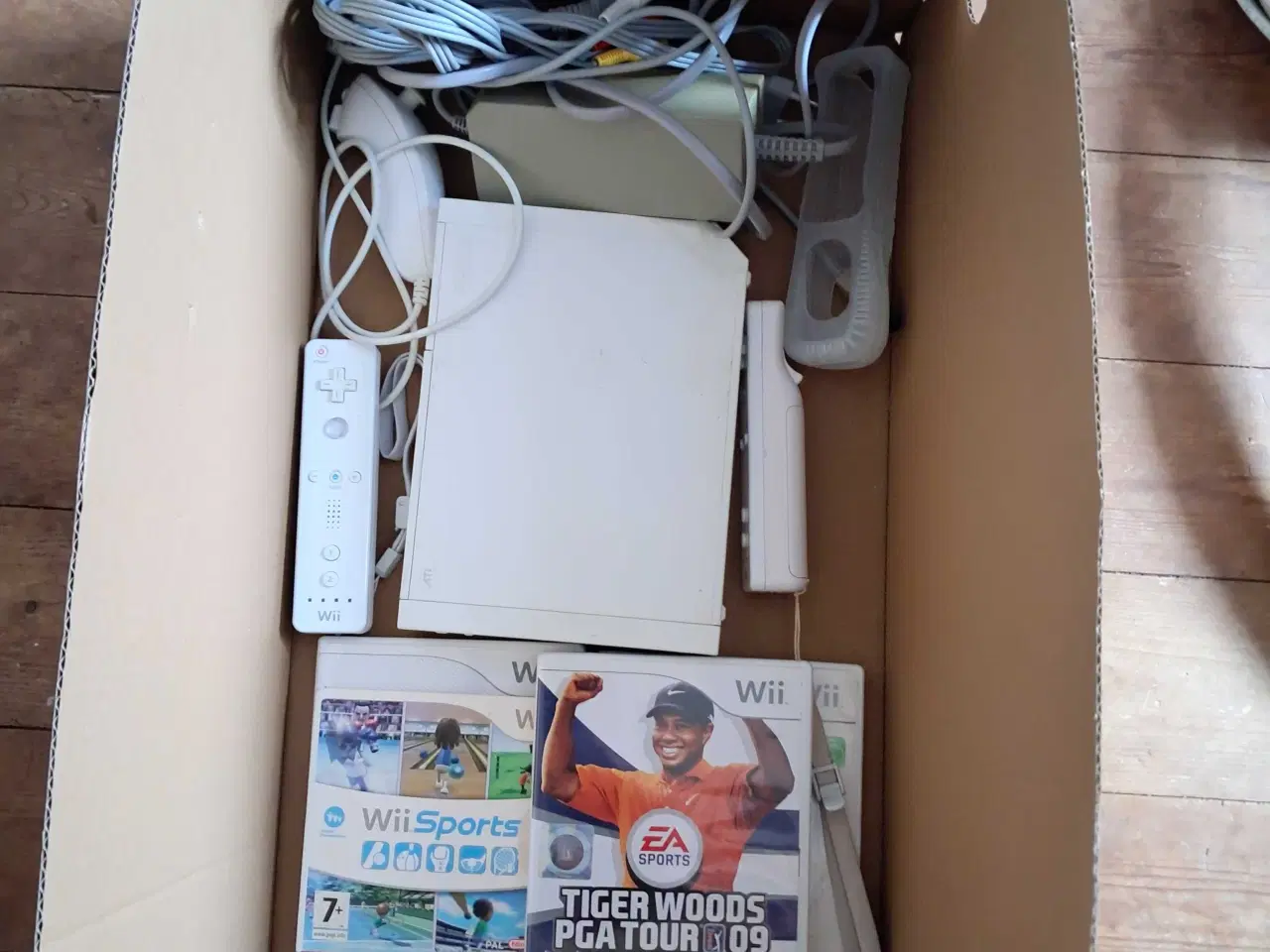 Billede 1 - Wii sælges med spil