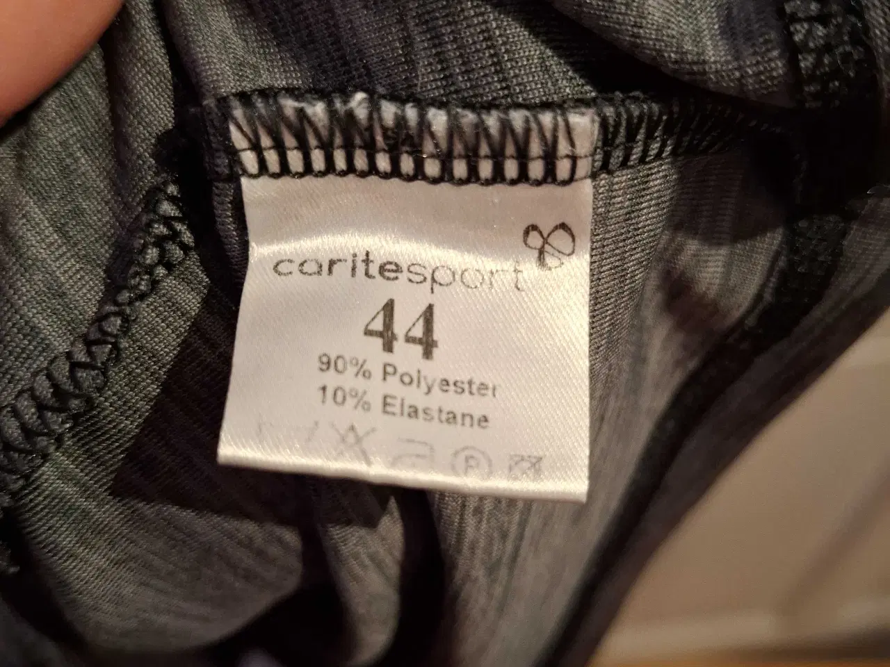 Billede 4 - Grå lækker fitness top