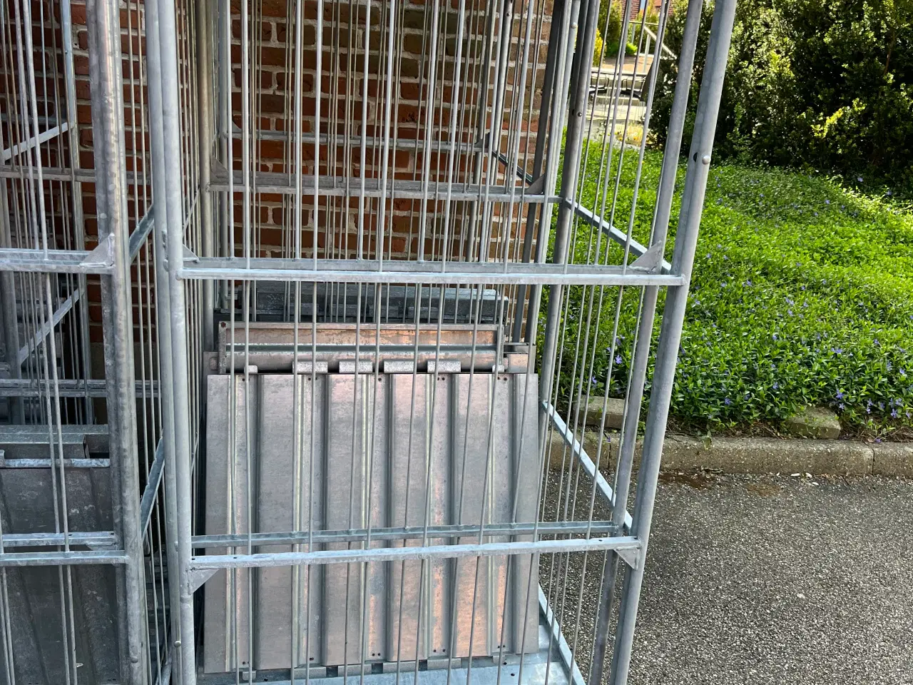 Billede 1 - Rullecontainer