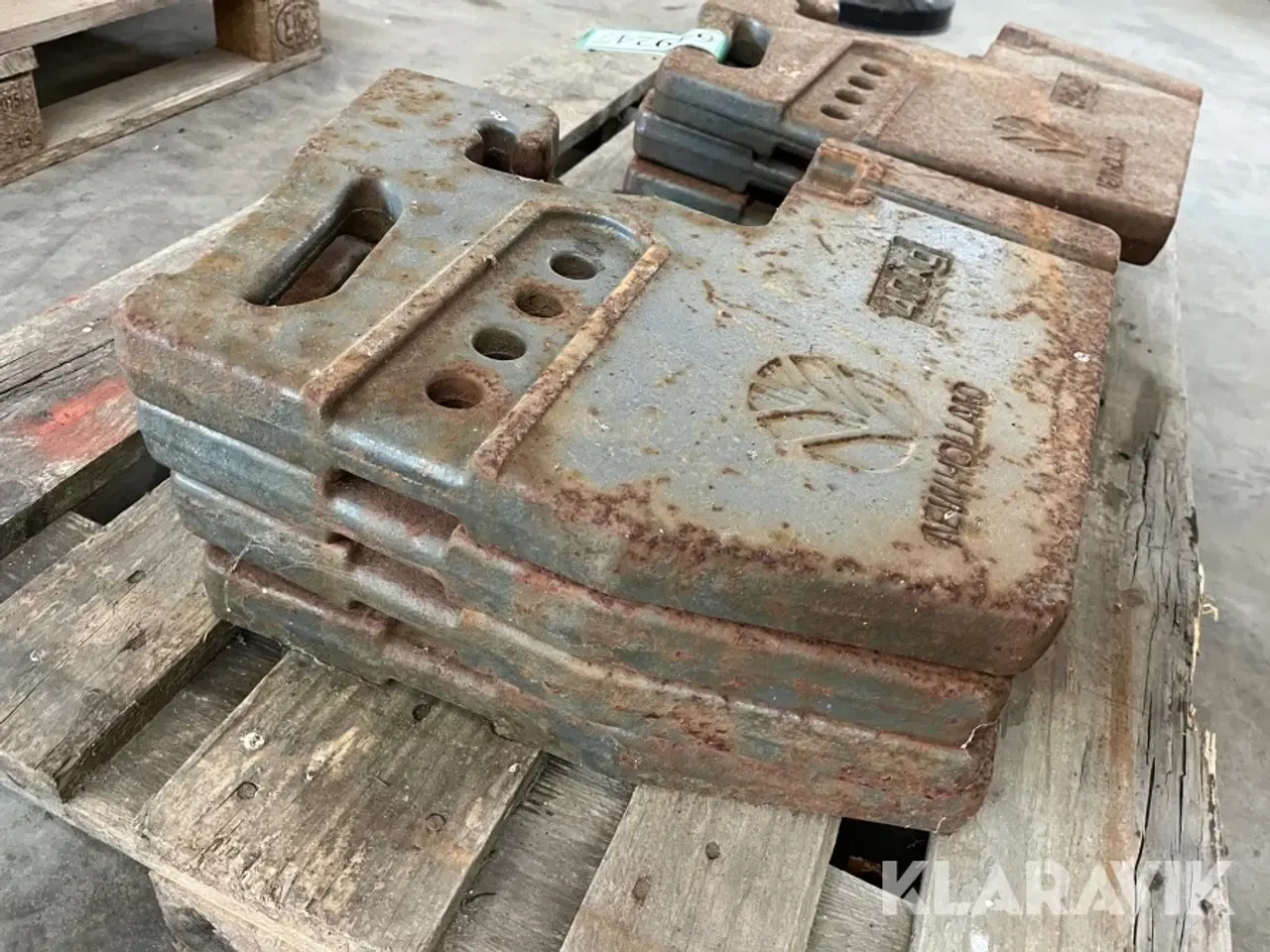 Billede 7 - Vægtklodser New Holland 8x40kg 8 styk