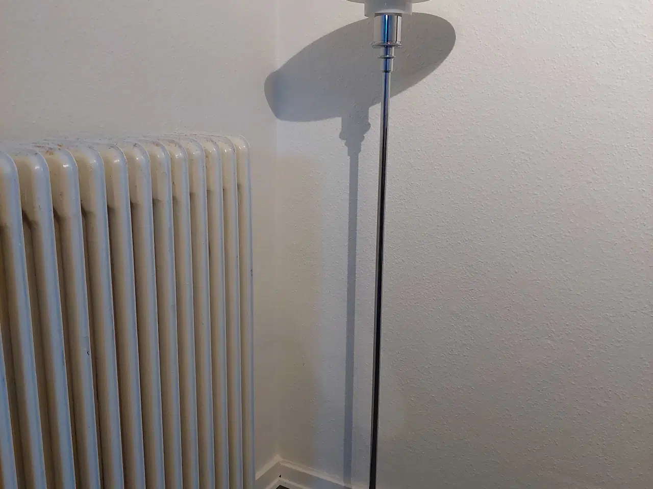 Billede 2 - Poul Henningsen Gulvlampe 