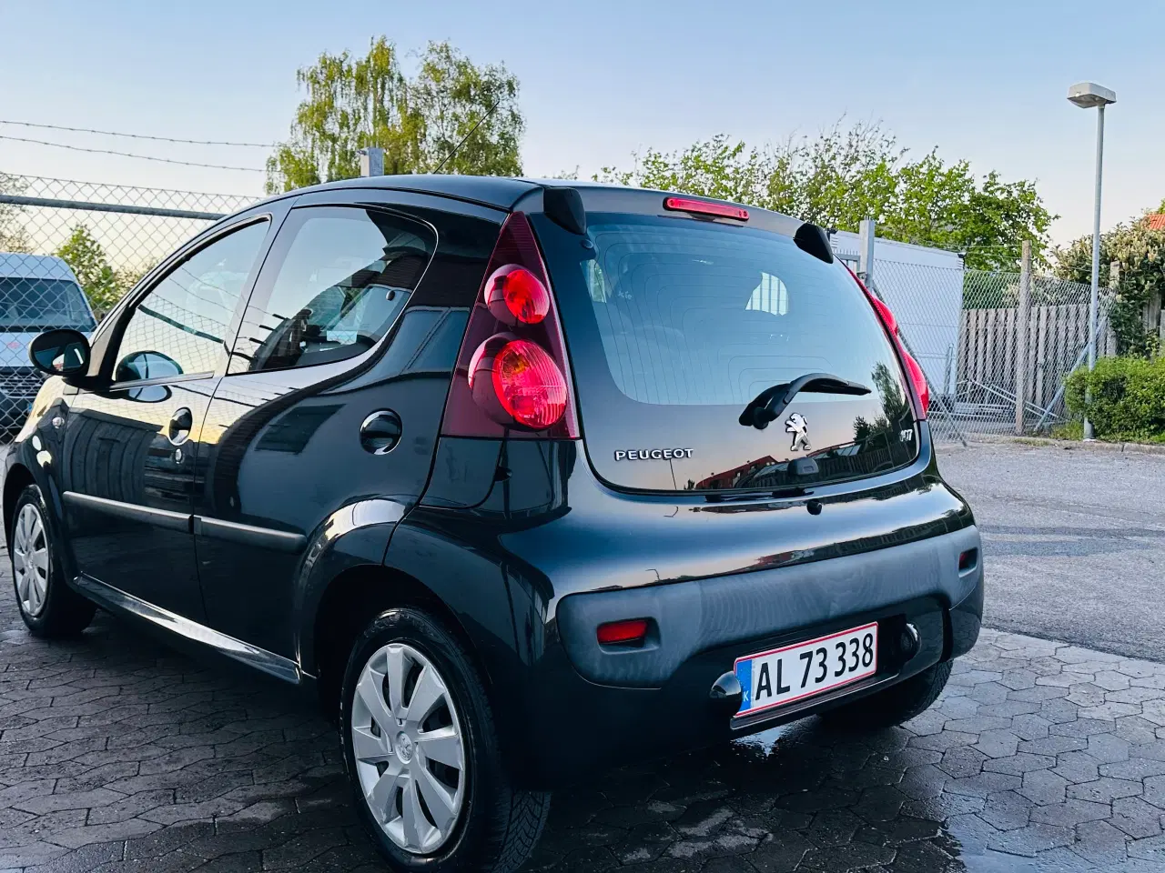 Billede 3 - Økonomisk Bil \  Peugeot 107