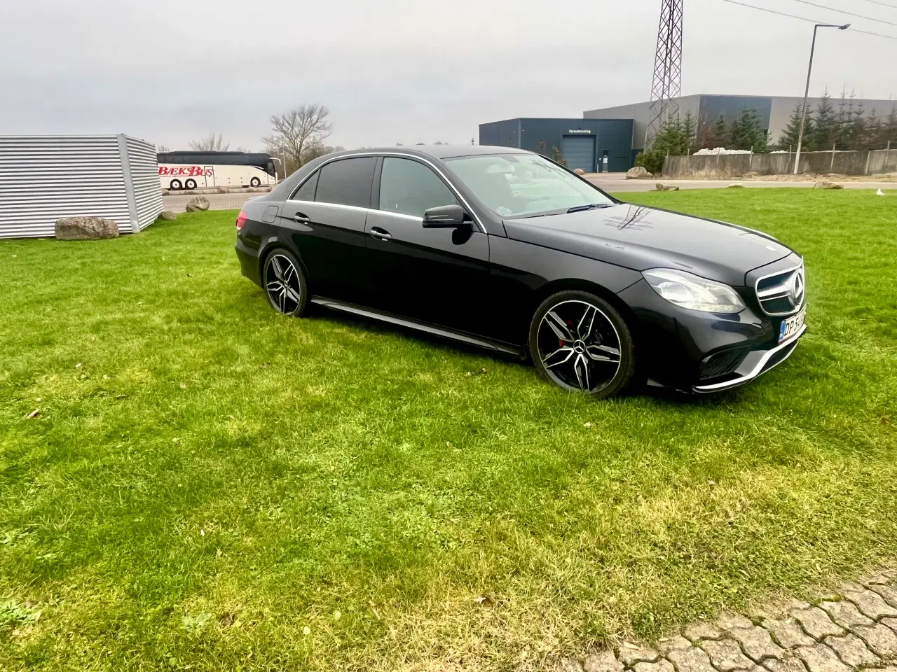 Billede 1 - Mercedes E200 AMG LINE 