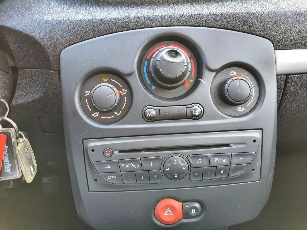 Billede 7 - Renault Clio 1,2 16V Pack 75HK 5d