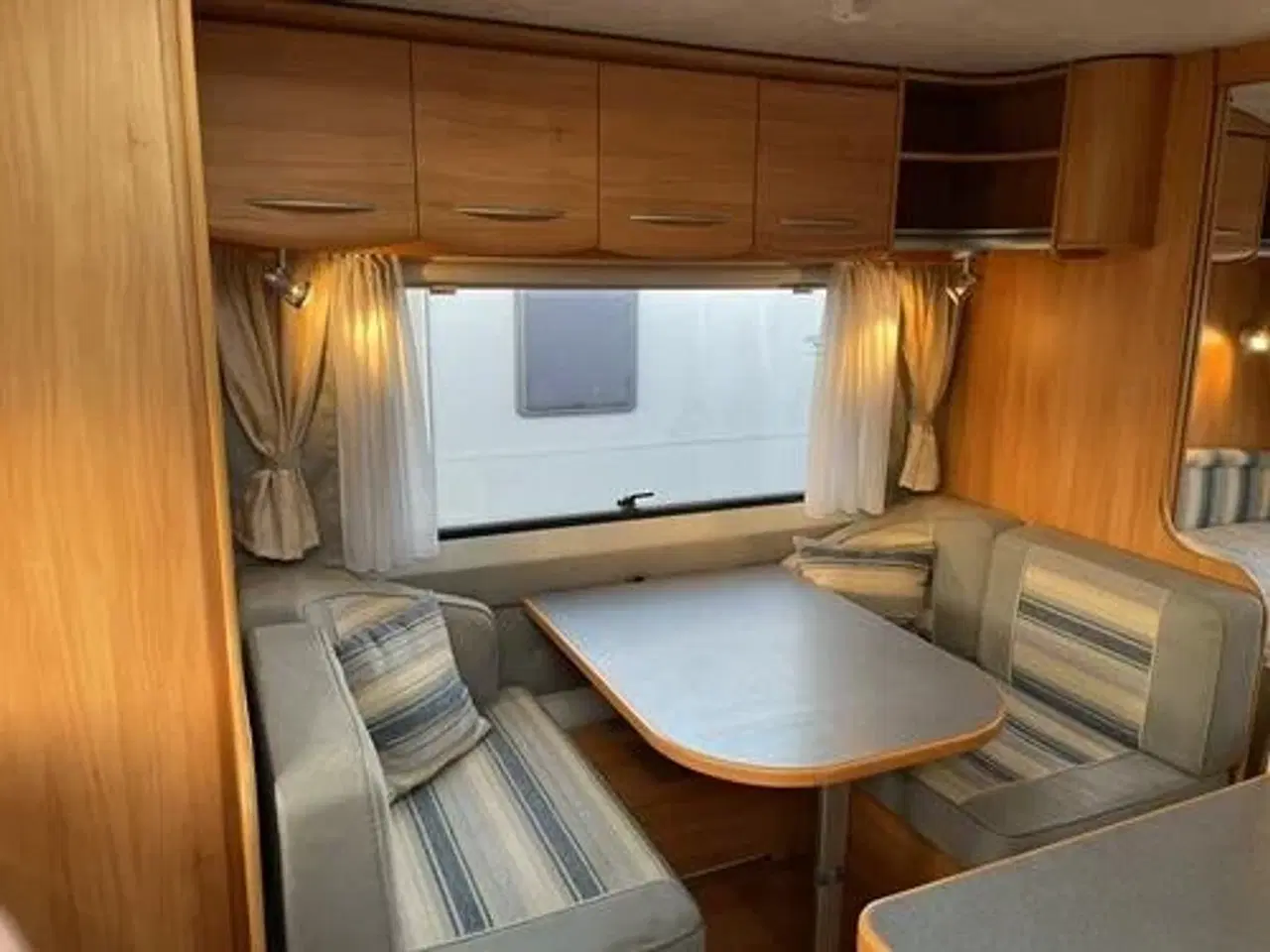 Billede 2 - Adria Adora 462 PS - Smugkig på Januar Tilbud - Spar 10.000