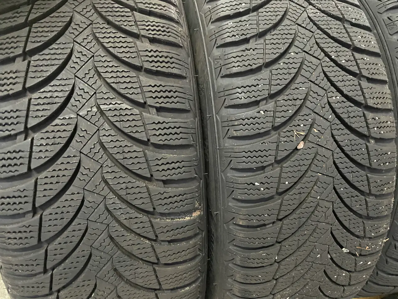 Billede 1 - Skoda. Octavia. Hybrid. Flotte vinterhjul. 75% møn