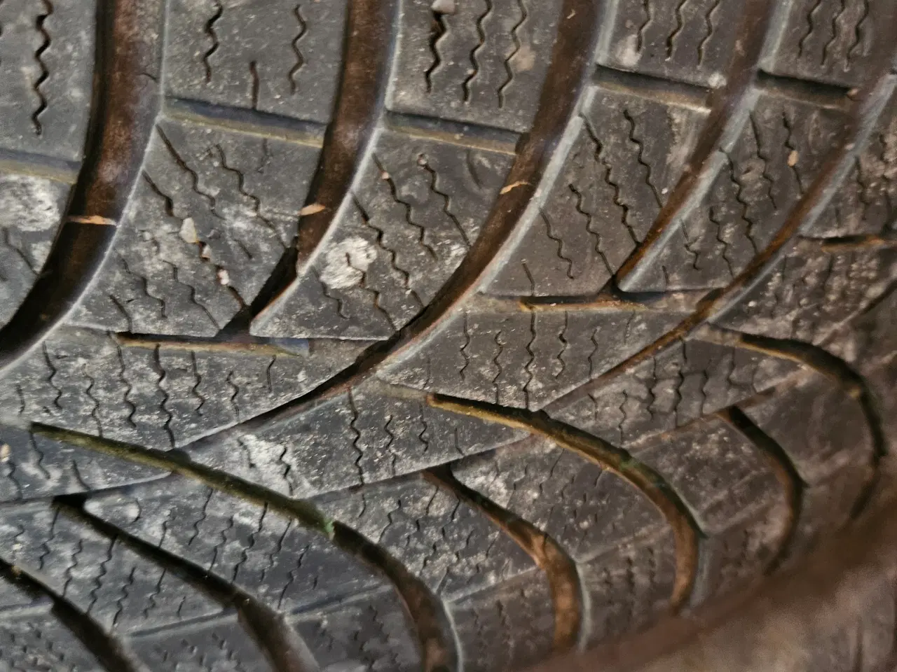 Billede 5 - Vinterdæk på fælge