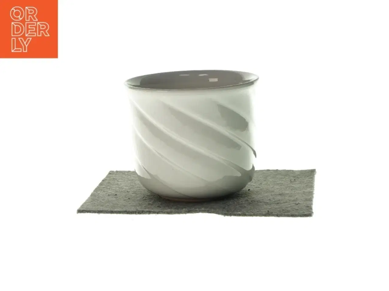 Billede 1 - Plante skjuler (str. 15 X 15 CM)