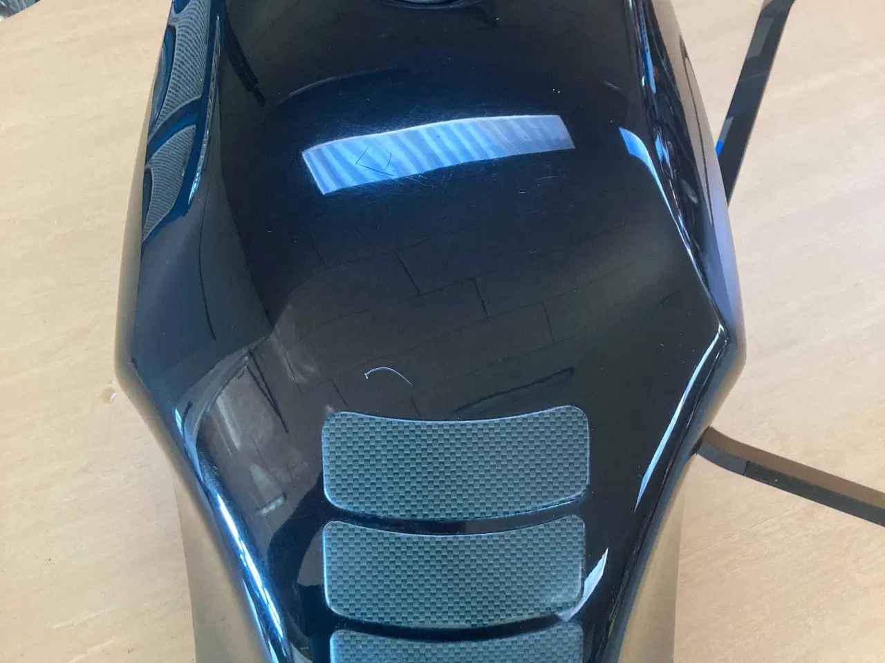 Billede 3 - Suzuki GSXR 750 1986 Tank