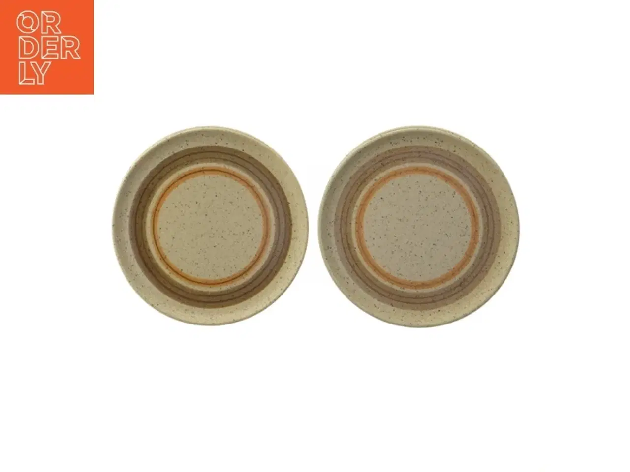 Billede 3 - Sæt af 4 runde tallerkener (str. 4 styk. ø. 16,5 cm)
