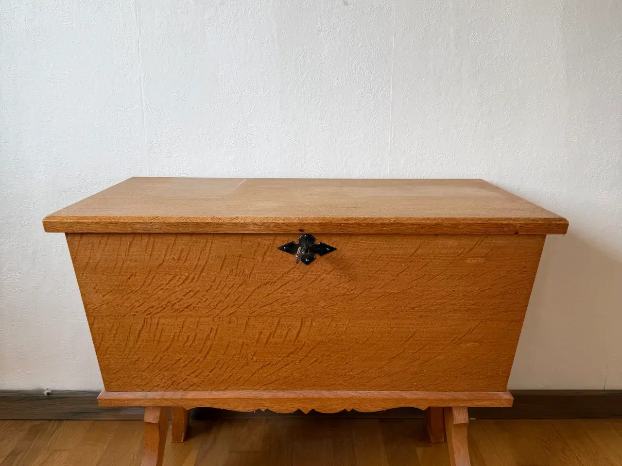 Billede 1 - Blandet Kiste -Skab-Stol-Stol Pr.Del 200kr