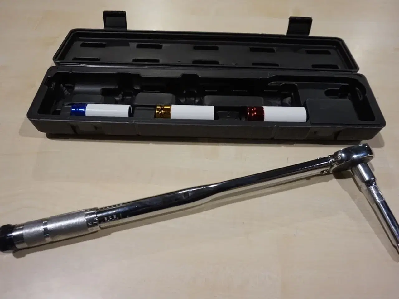 Billede 1 - Momentnøgle 40-210 Nm, Kraftworld