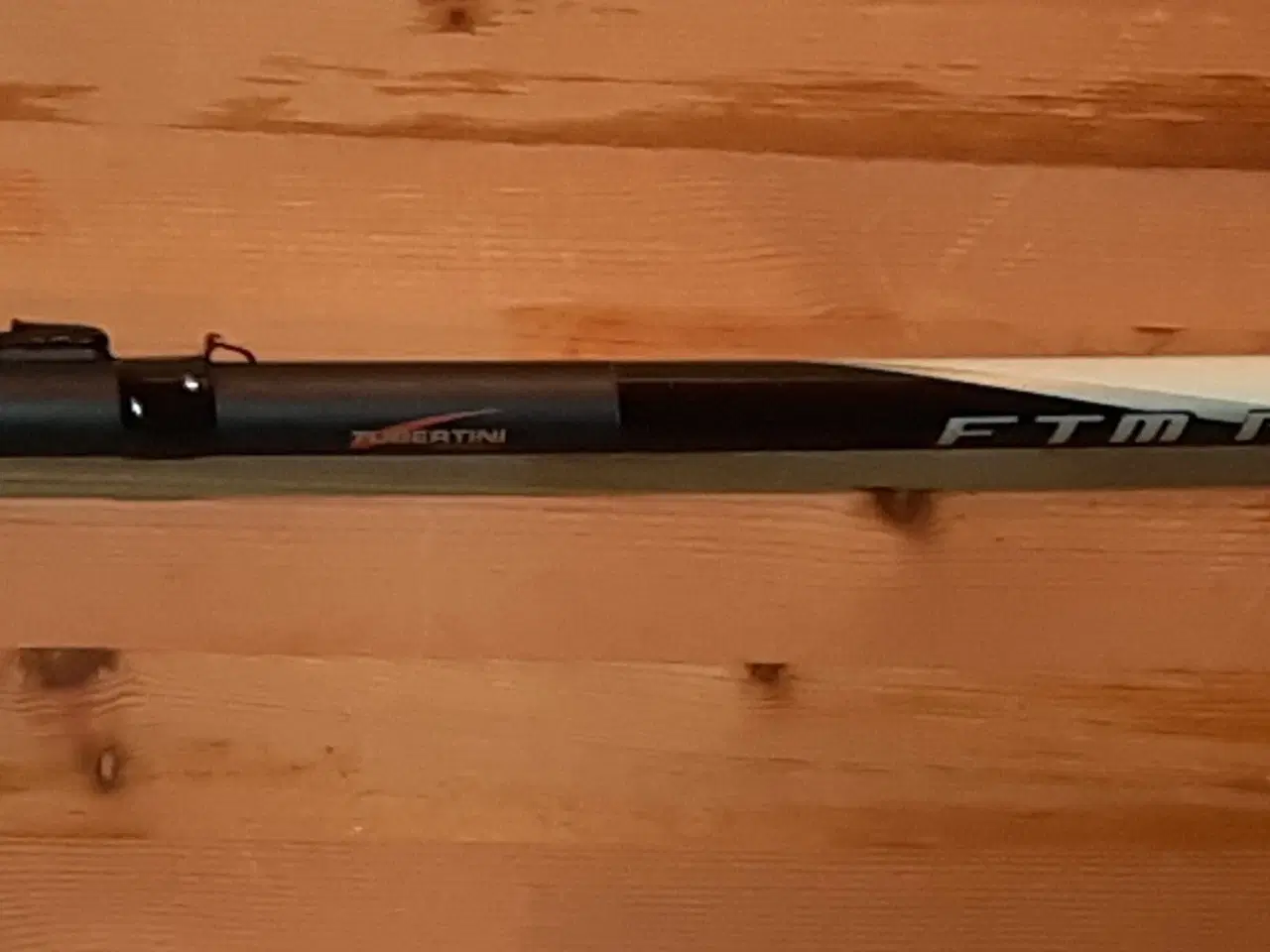 Billede 2 - Fiskestænger 4 stk. Brugt få gange, samlet pris.