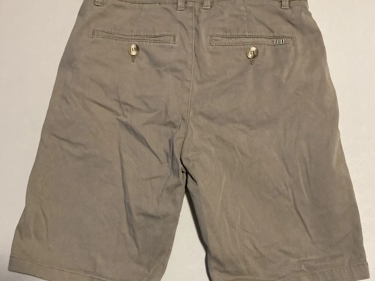 Billede 6 - 3. par Solid drenge shorts str. XS 