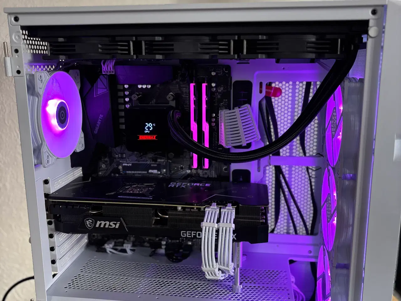 Billede 3 - High-End Gaming PC – RTX 3080 | Ryzen 7 | RGB Mons