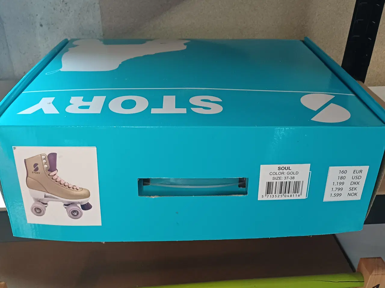 Billede 4 - Rulle skøjter i guld
