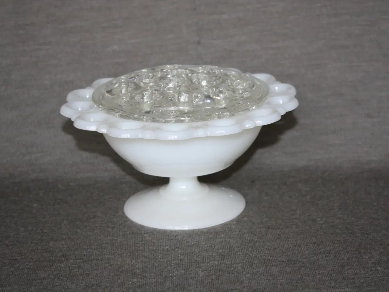 Billede 7 - Gammel glas Flower frog / blomsterstager 