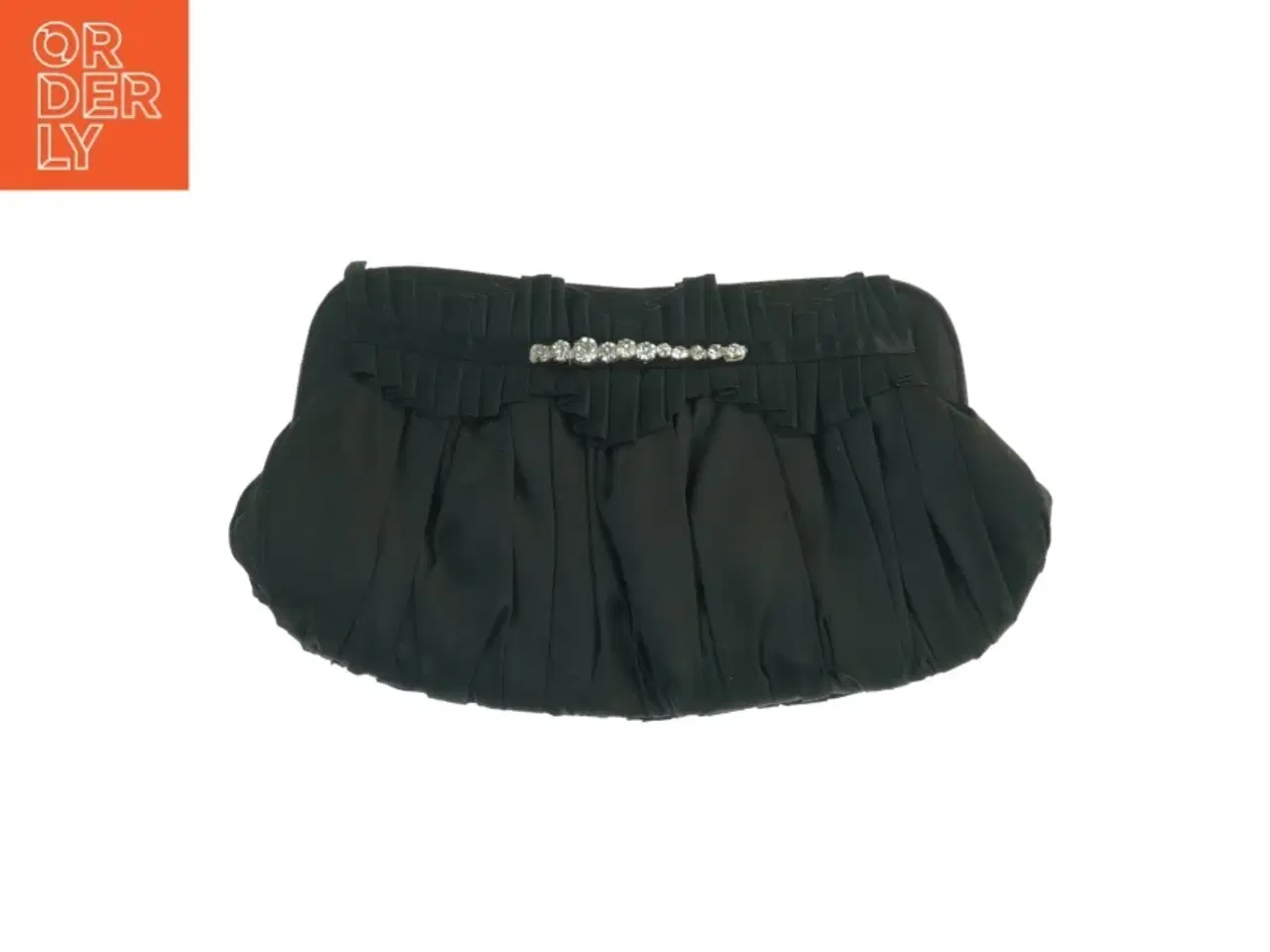 Billede 1 - Sort satin clutch med pynt (str. 26 x 13 cm)