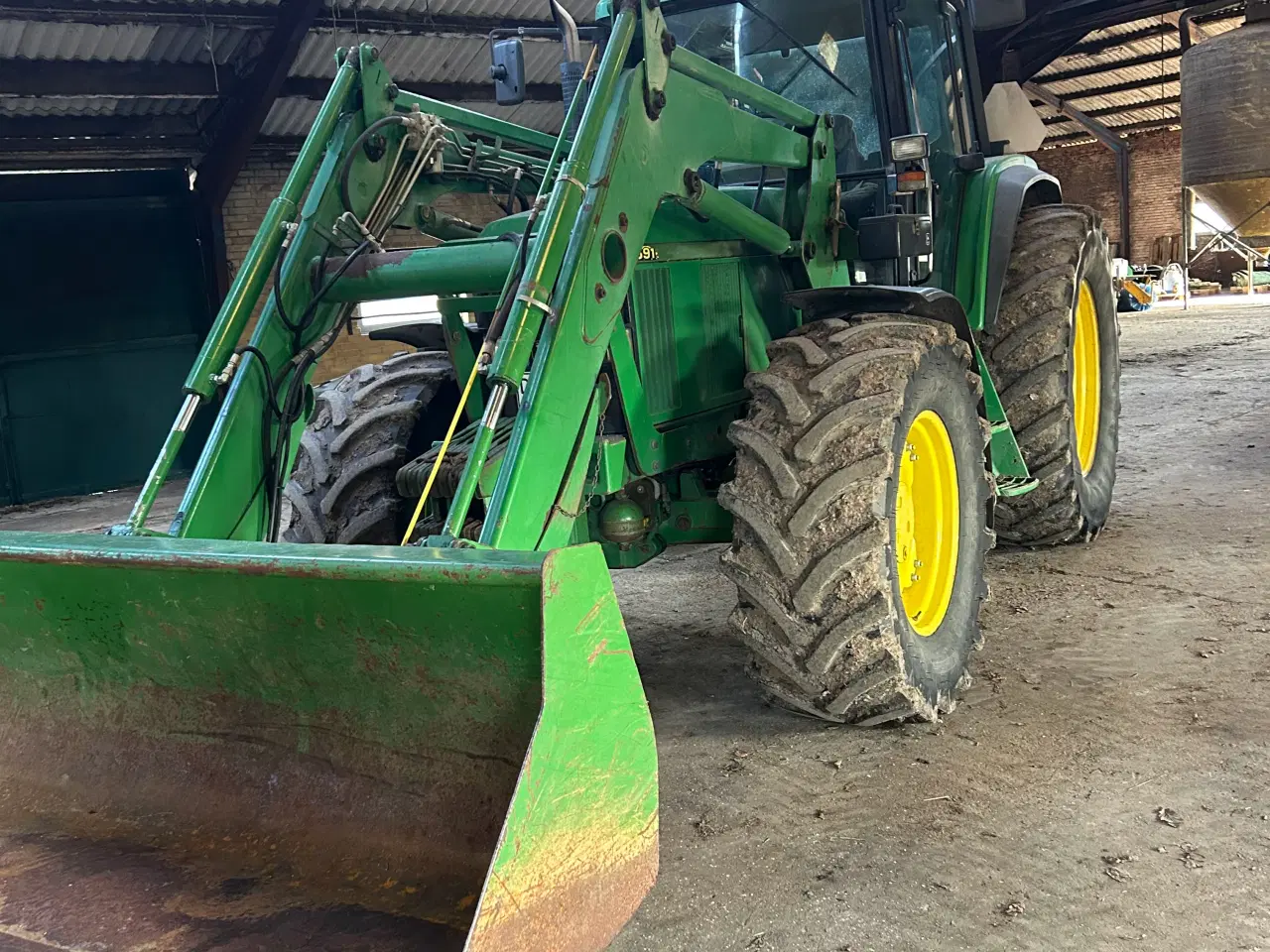 Billede 4 - John Deere 6910 med frontlæsser 