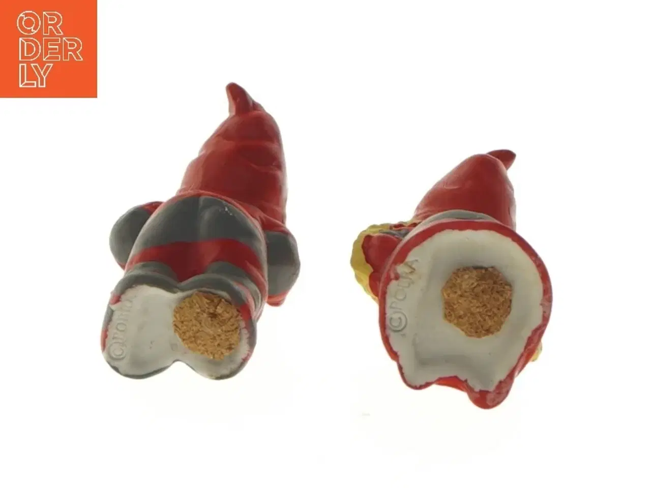 Billede 3 - Sæt af keramik nisse-krydderi beholdere fra Pobra (str. 9 cm)