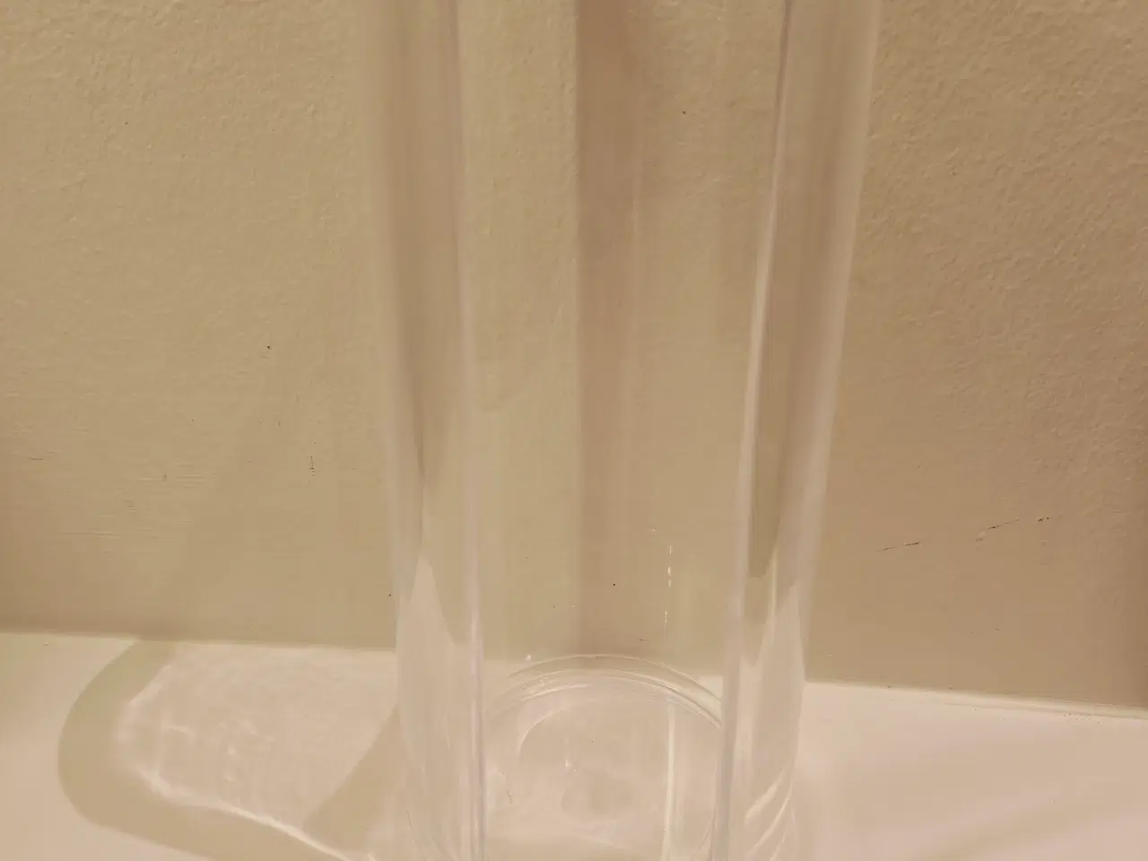 Billede 2 - Holder til Vatrondeller i klar akryl