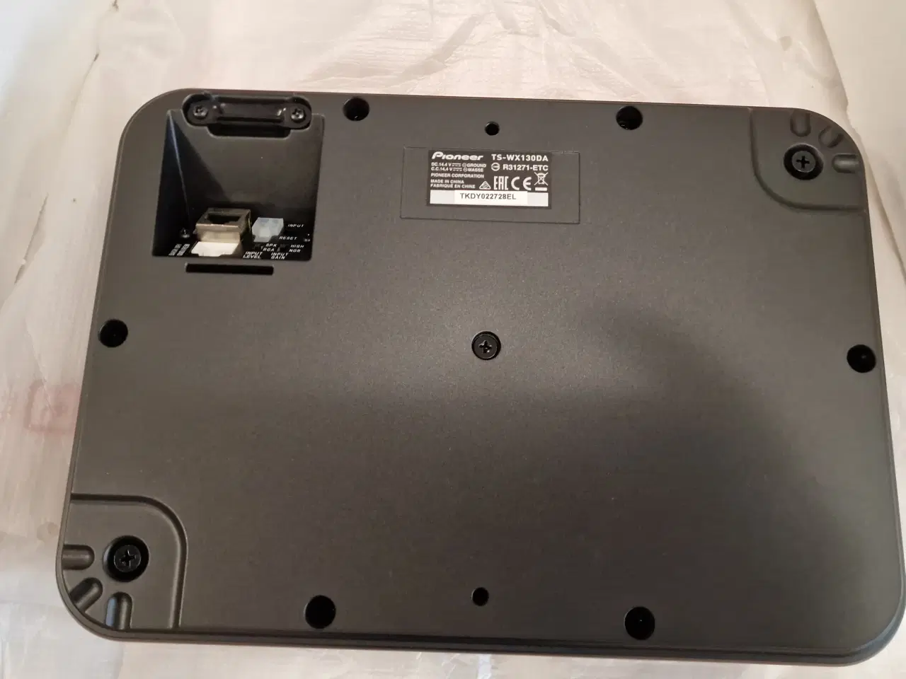 Billede 6 - Pioneer aktiv subwoofer – slim under sæde (160W)