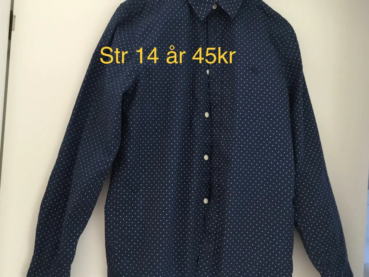 Billede 3 - Skjorte og bukser