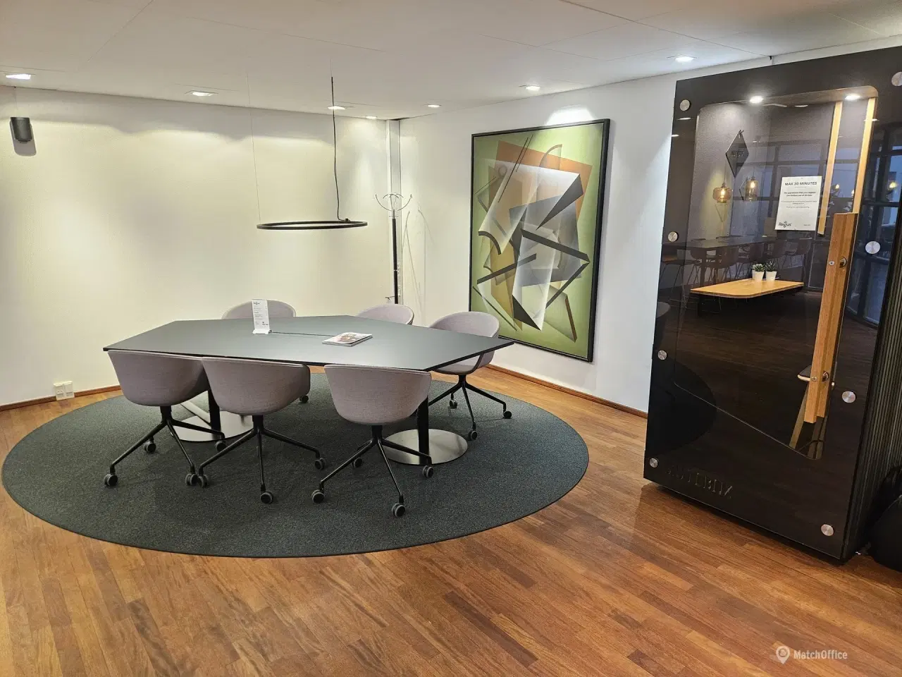 Billede 12 - Stilet arbejdsplads i byens teknologidistrikt