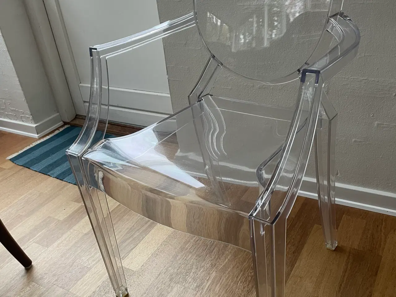 Billede 2 - Louis Ghost stole