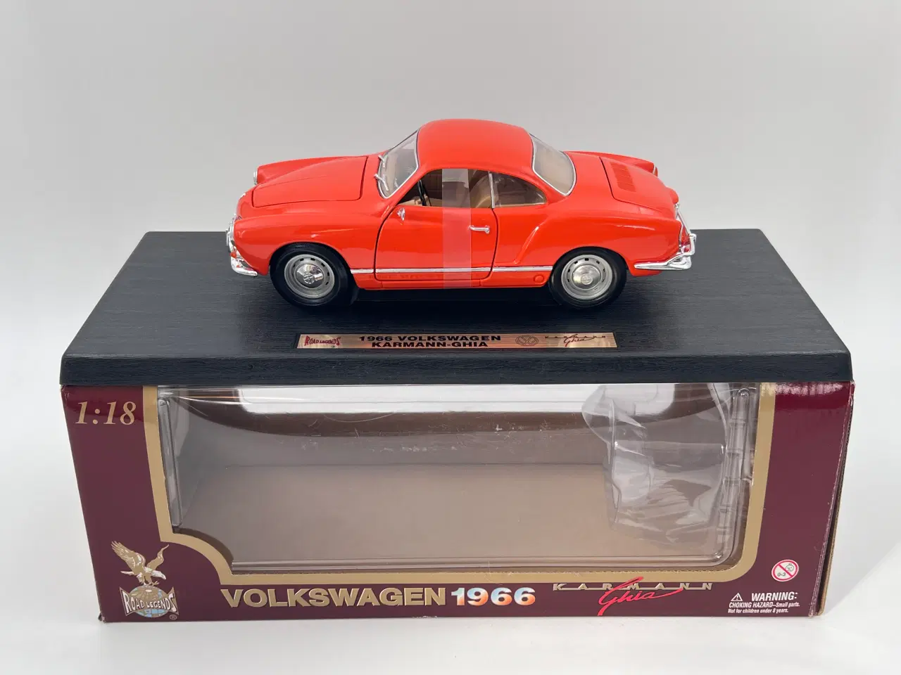 Billede 9 - 1966 VW Karmann Ghia - 1:18  Flot og detaljeret 