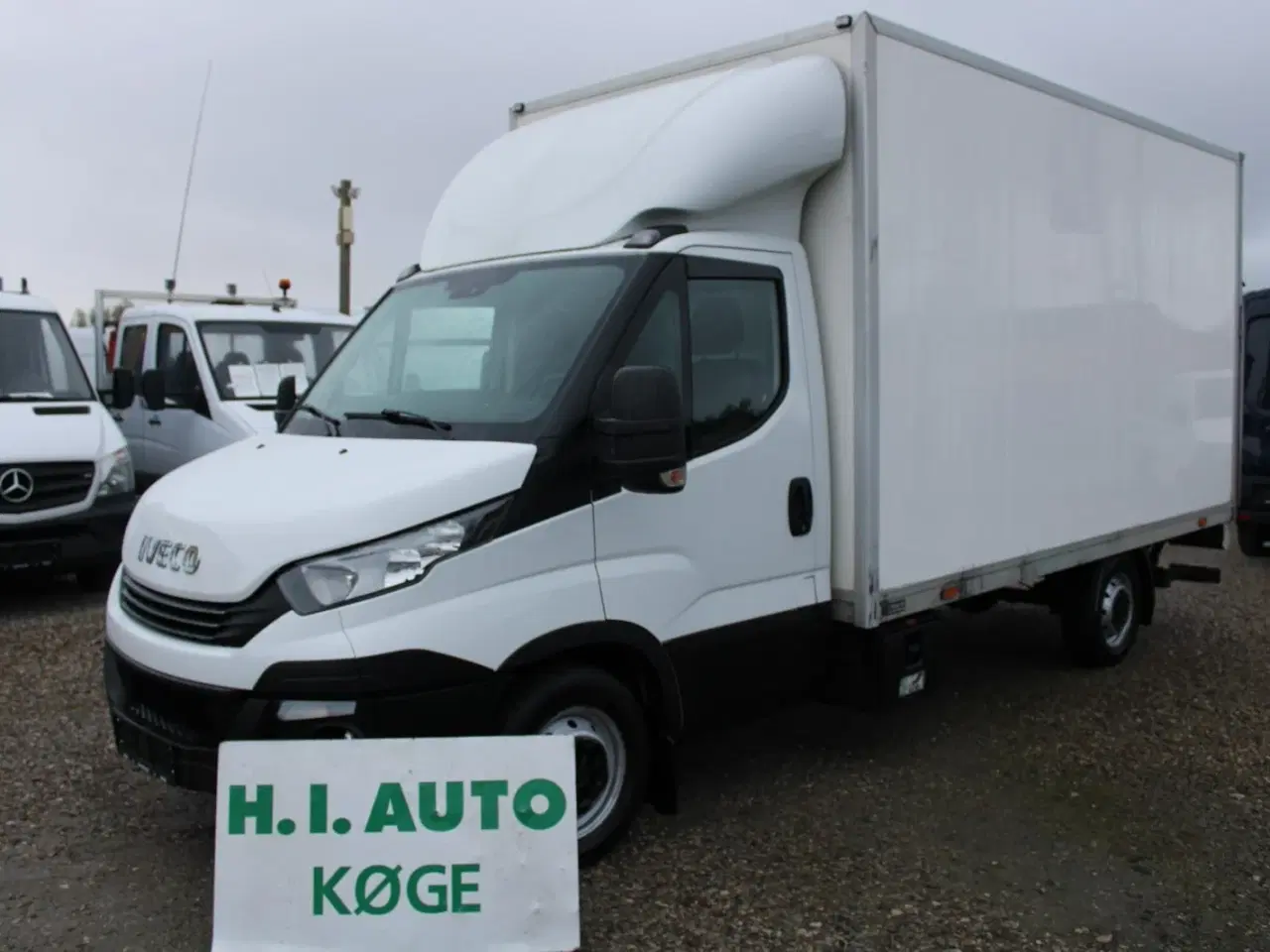 Billede 1 - Iveco Daily 2,3 35S16 Alukasse m/lift AG8