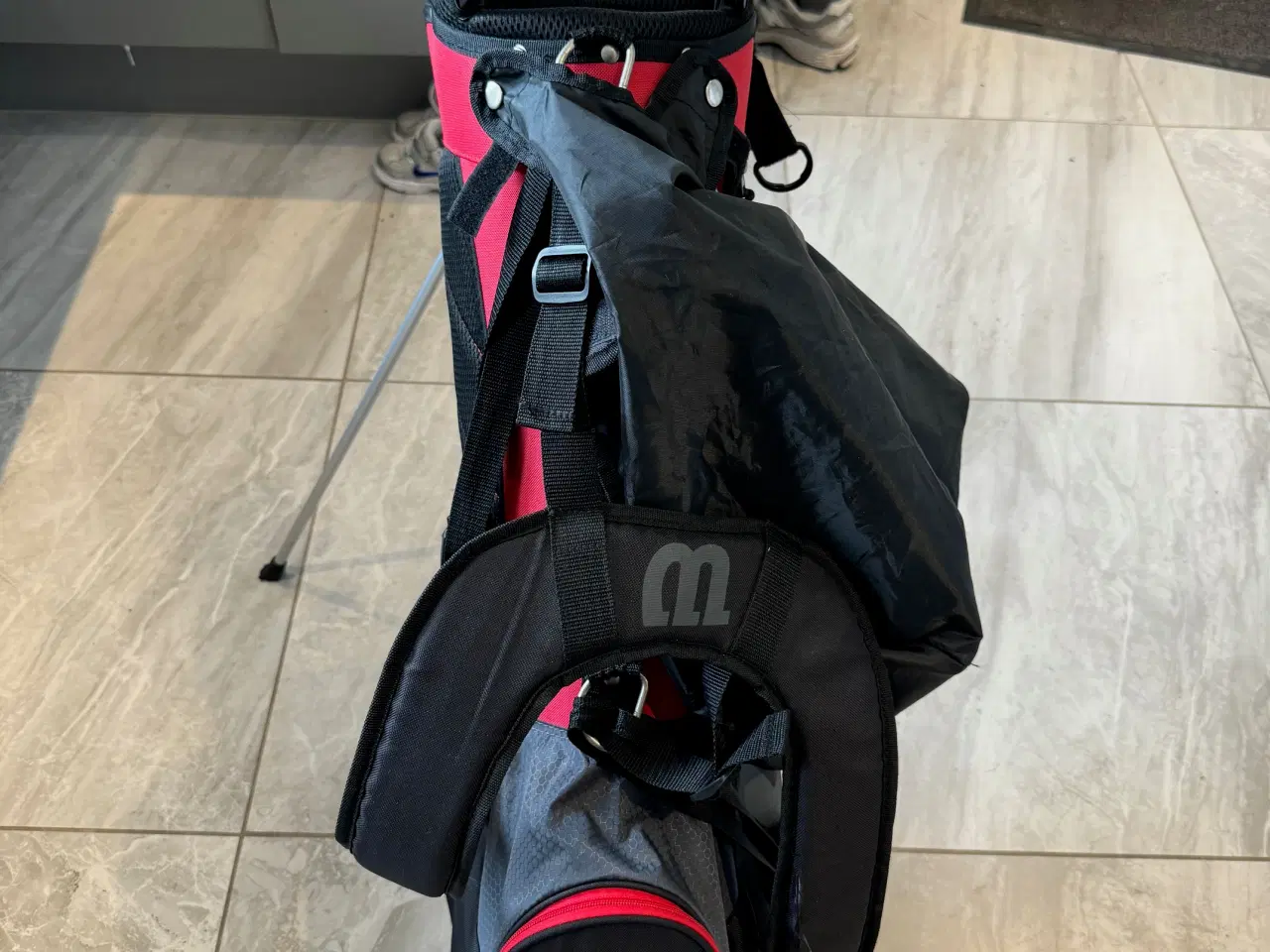 Billede 3 - Golftaske + køller (Wilson Prostaff SGI)