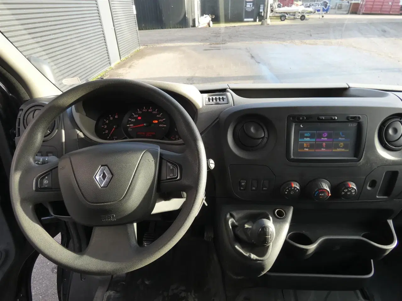 Billede 12 - Renault Master T35 L4H1 2,3 DCI tvillingehjul start/stop 165HK DobKab 6g