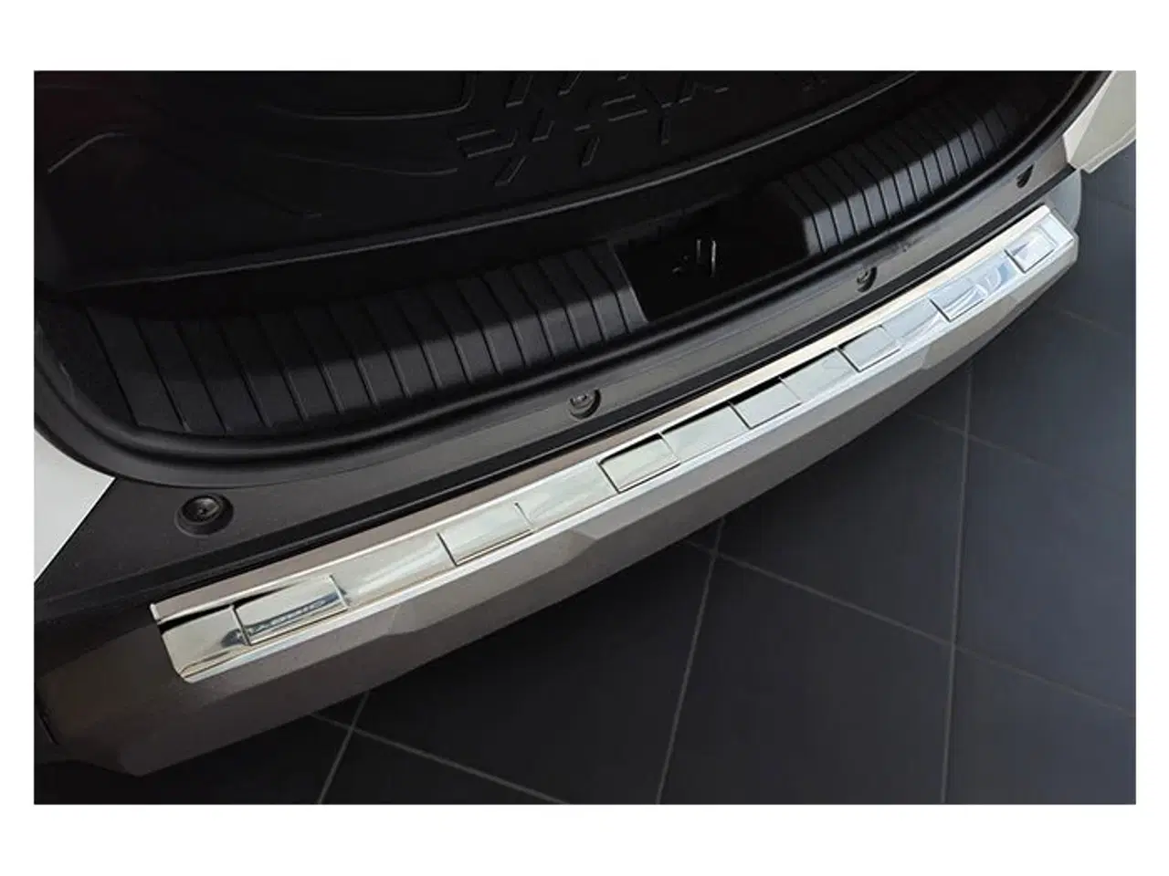 Billede 1 - Læssekantbeskytter Dacia Duster III 2024- Stål