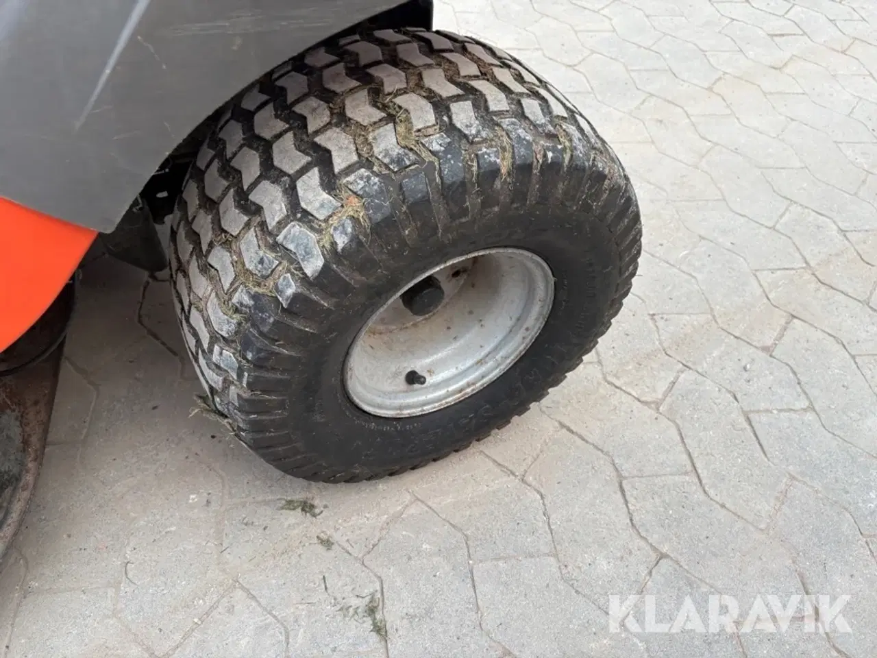 Billede 8 - Græsslåmaskine Husqvarna LTH151