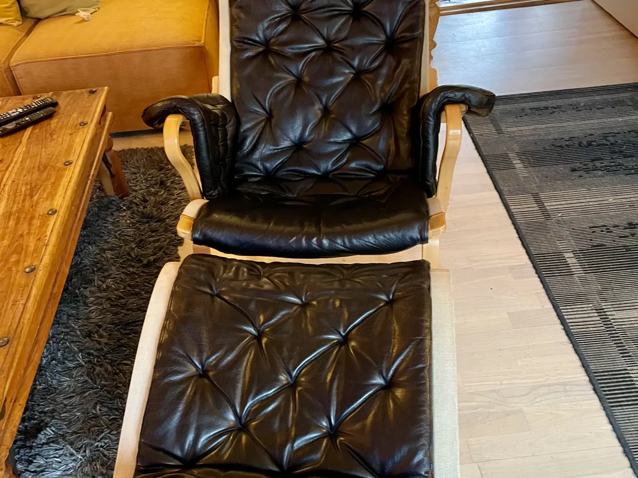 Billede 2 - Flot Pernilla 69 med skammel