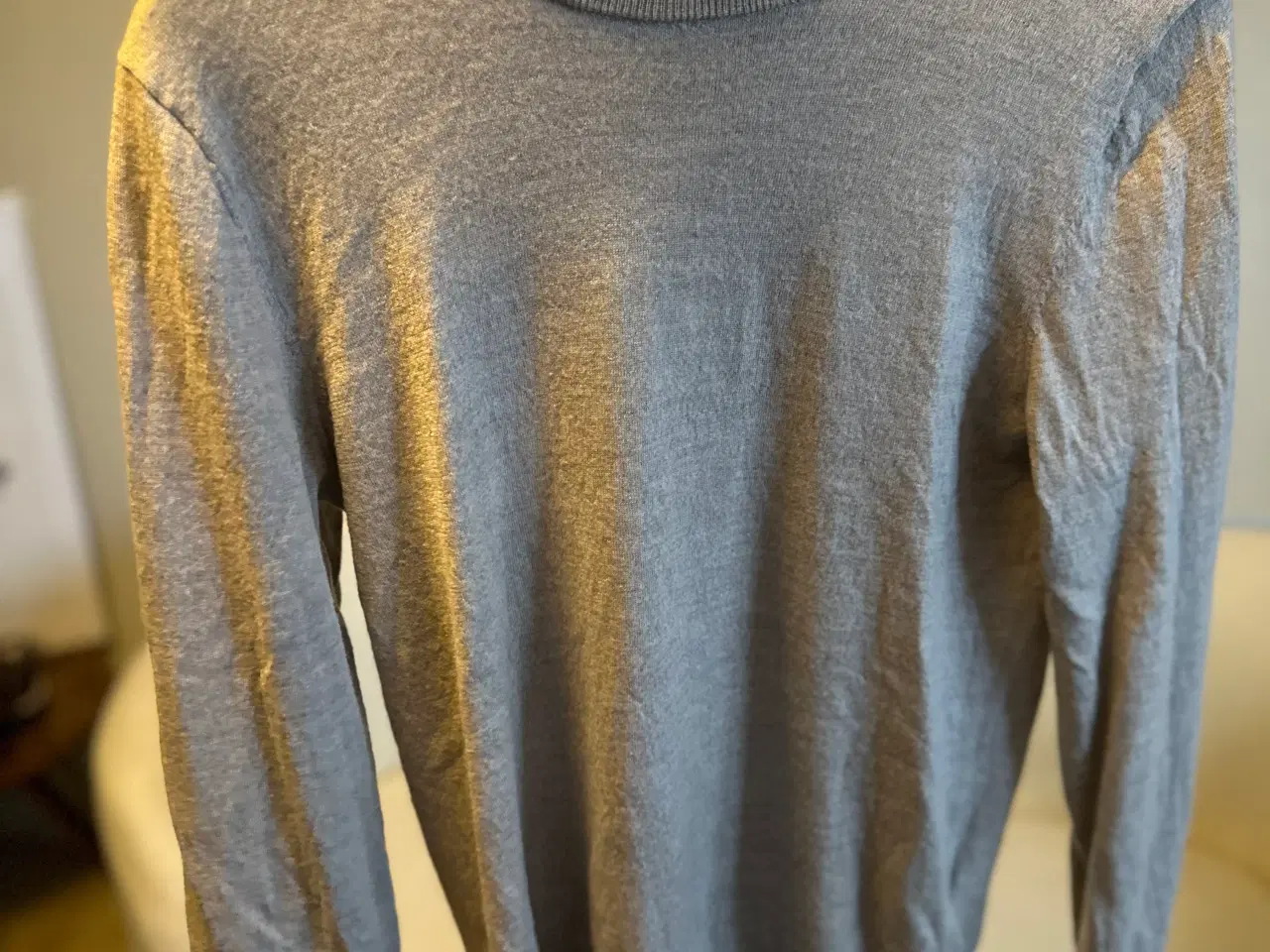Billede 1 - Tiger of Sweden Striktrøje Herre M Beige