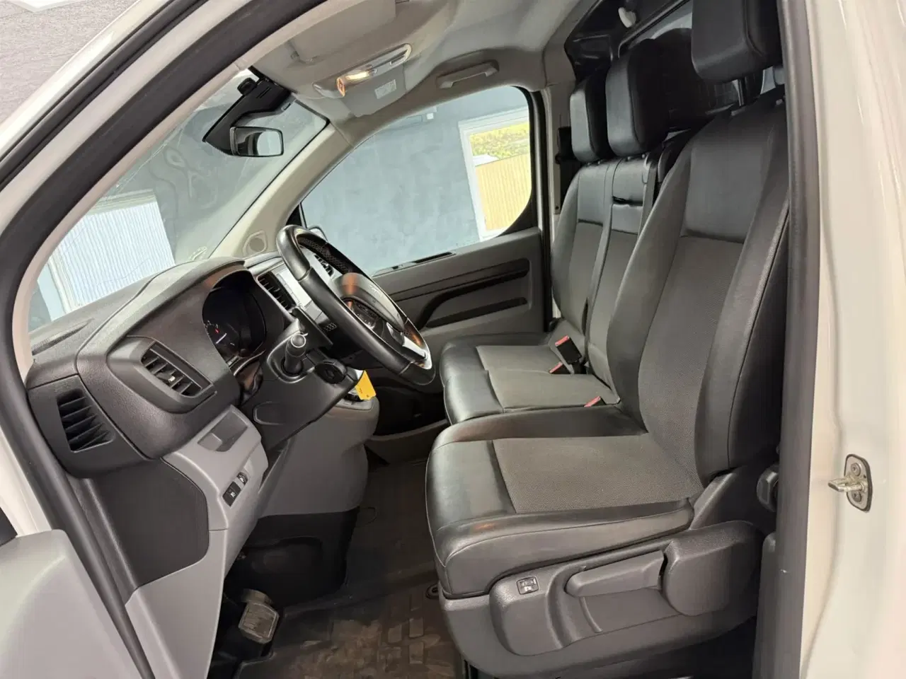 Billede 18 - Peugeot Expert L2 2,0 BlueHDi Premium EAT8 122HK Van 8g Aut.