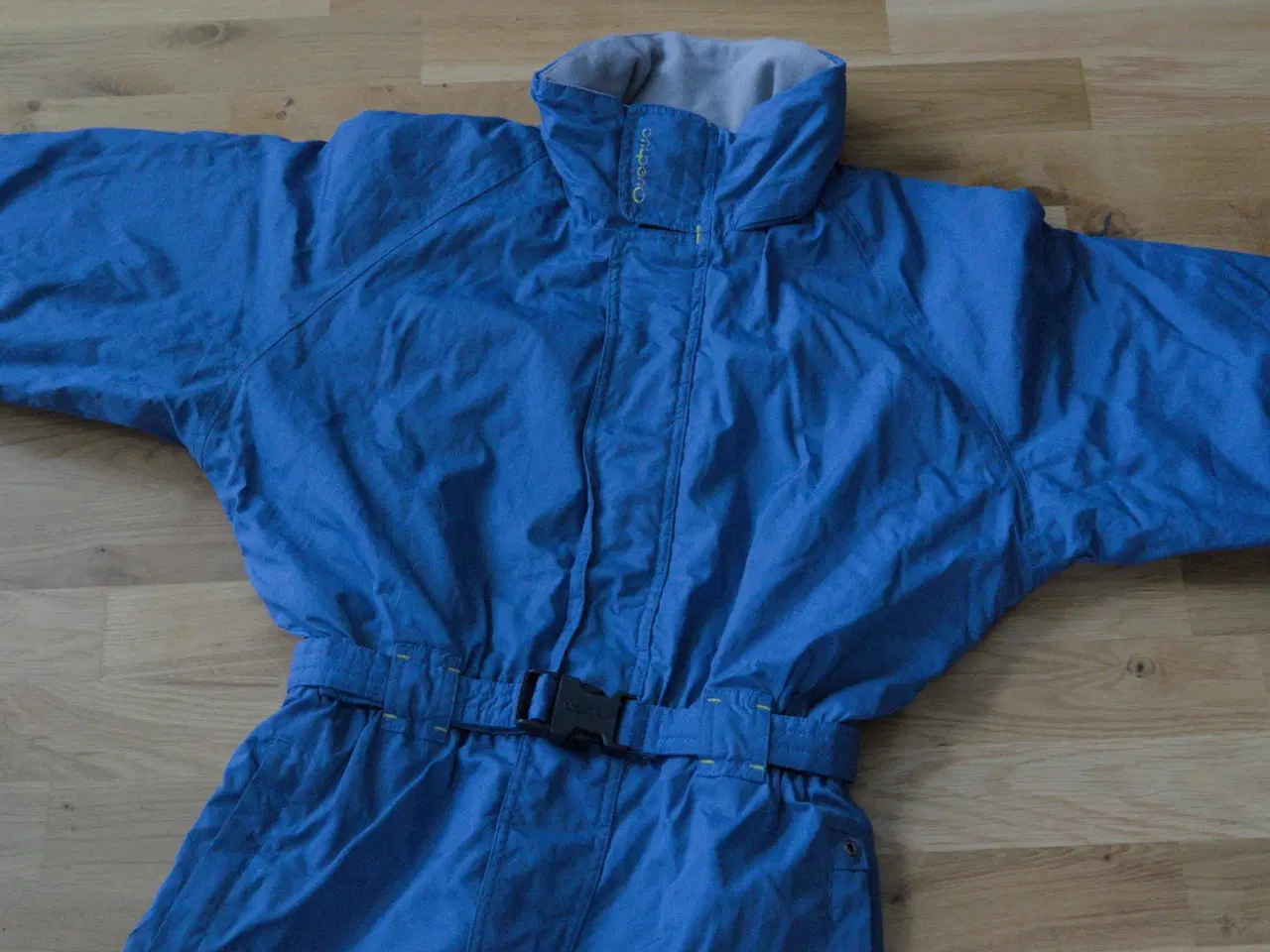 Billede 2 - Lyseblå heldragt skidragt/flyverdragt