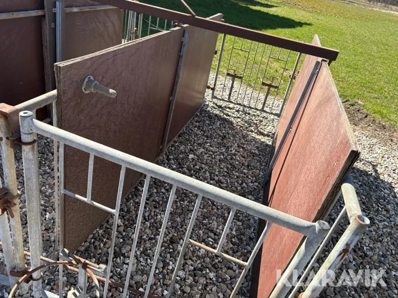Billede 9 - Staldinventar