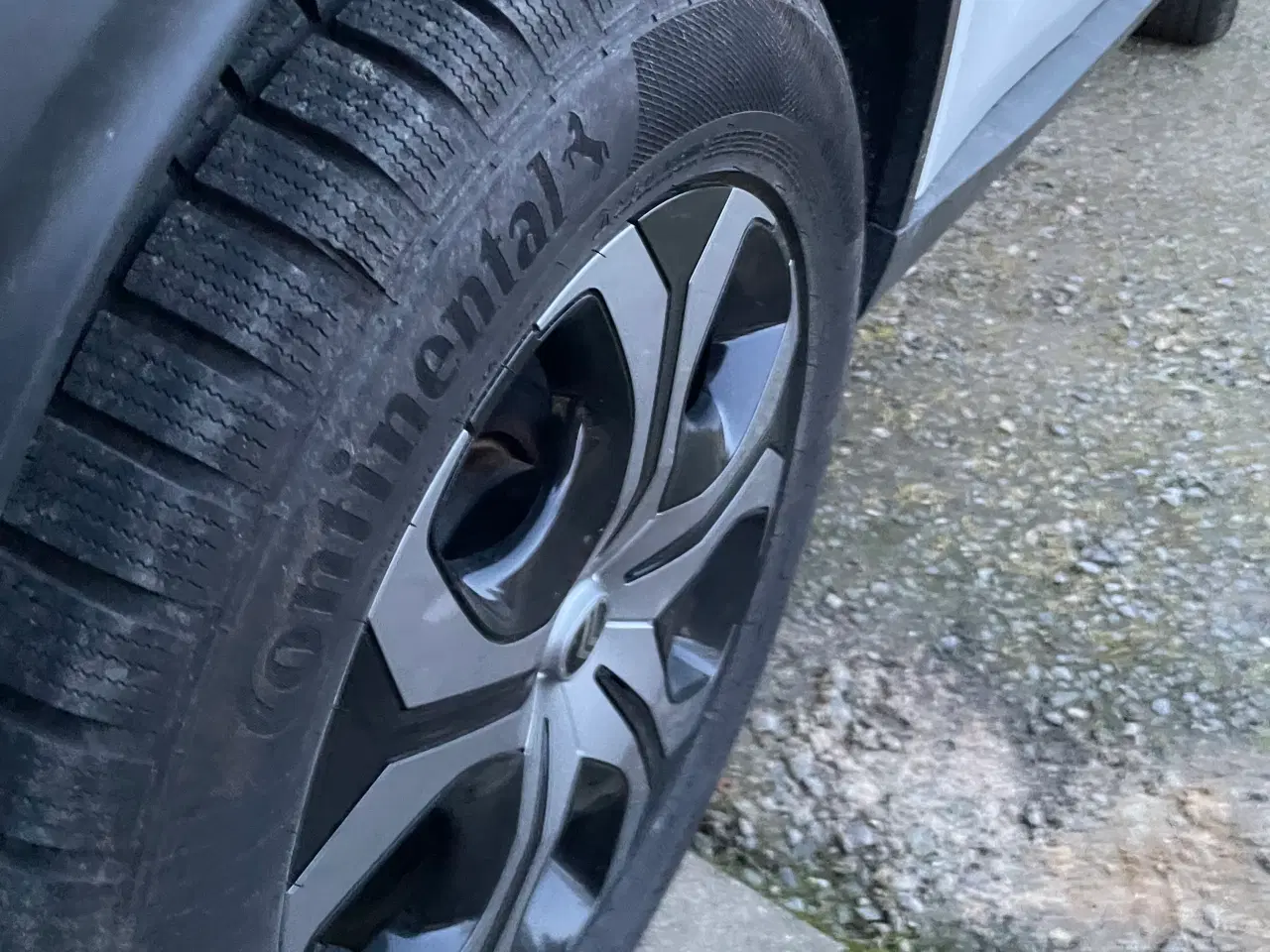 Billede 1 - 17 “ vinterdæk 225/60/17