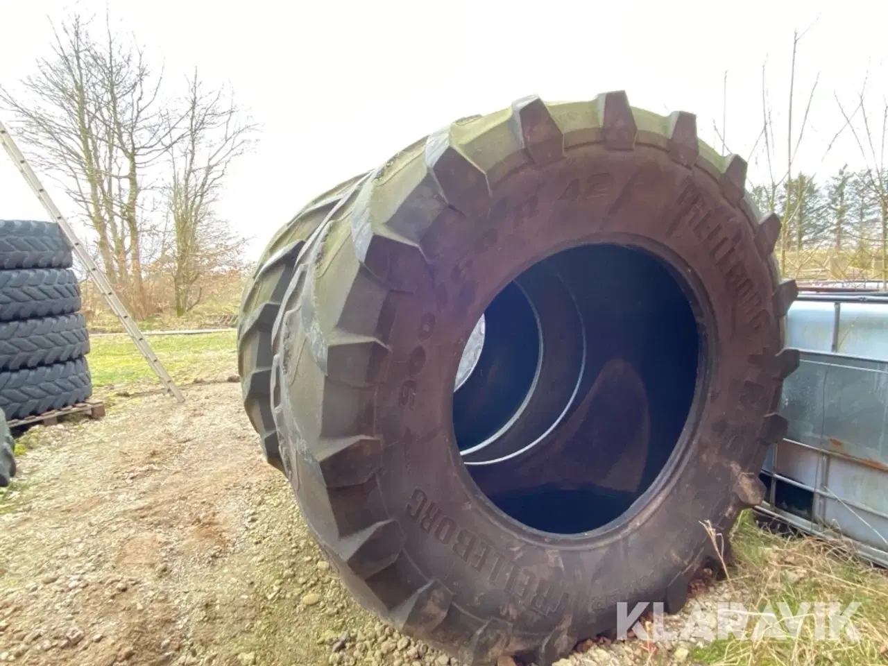 Billede 3 - Dæk TRELLEBORG 900/60R42 2 styk