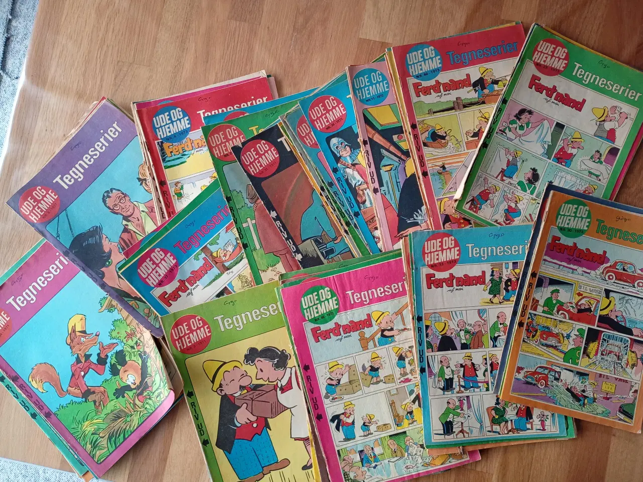 Billede 1 - 77 styk tegneserier fra Ude og Hjemme