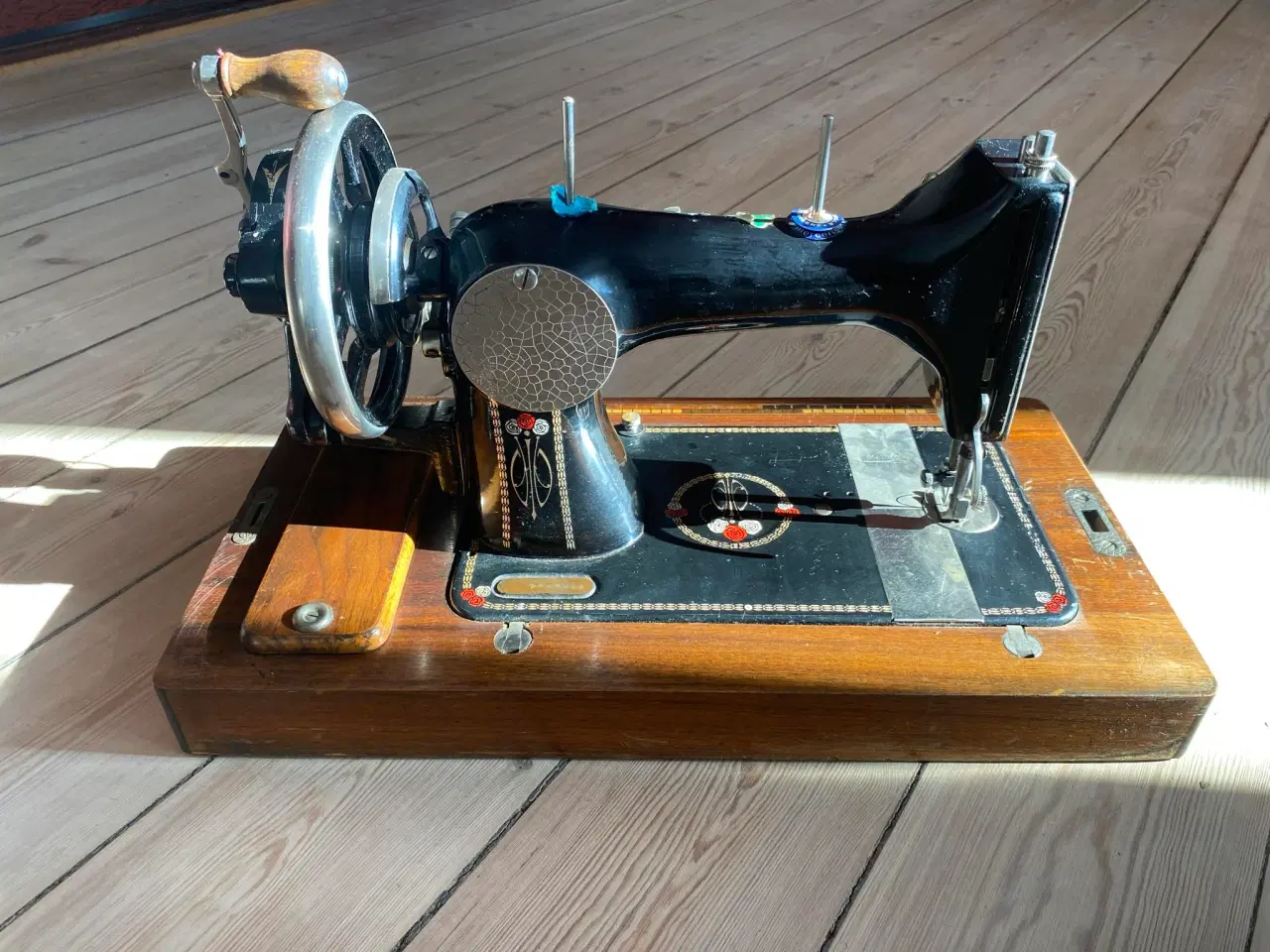 Billede 1 - Retro symaskine 