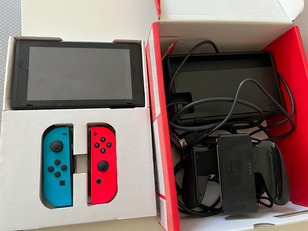 Billede 3 - Nintendo switch consol med spil 