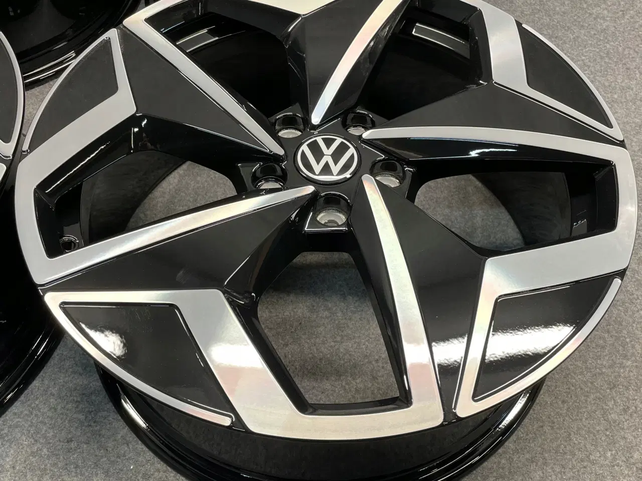 Billede 5 - ALUFÆLGE VW ID.3 ID3 ANDOYA 19"